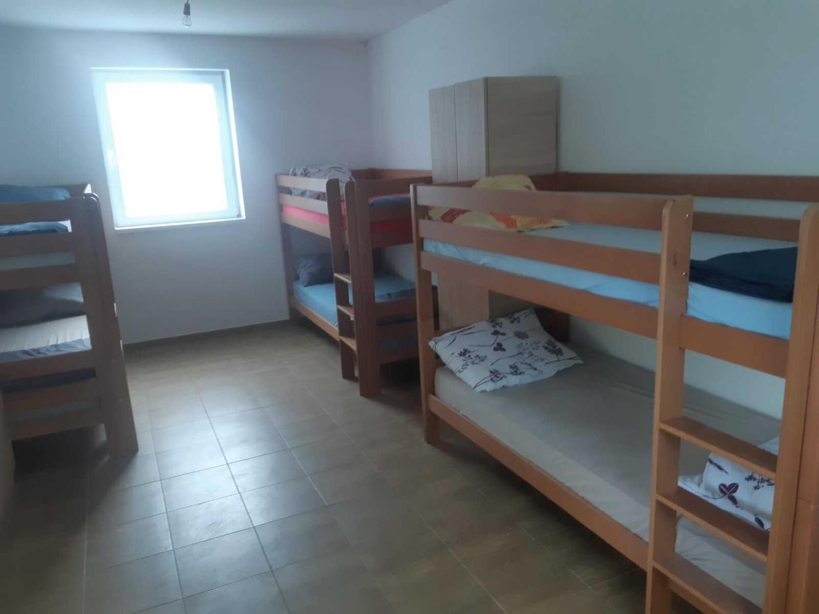 Apartman Novi Sad - Apartment Novi Sad Sremska Kamenica Exterior foto
